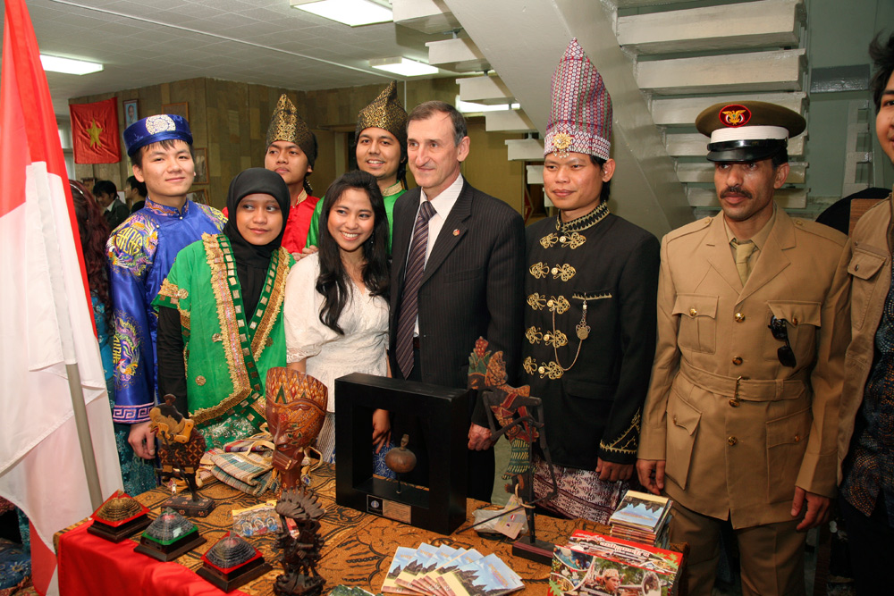 Все флаги в гости к нам