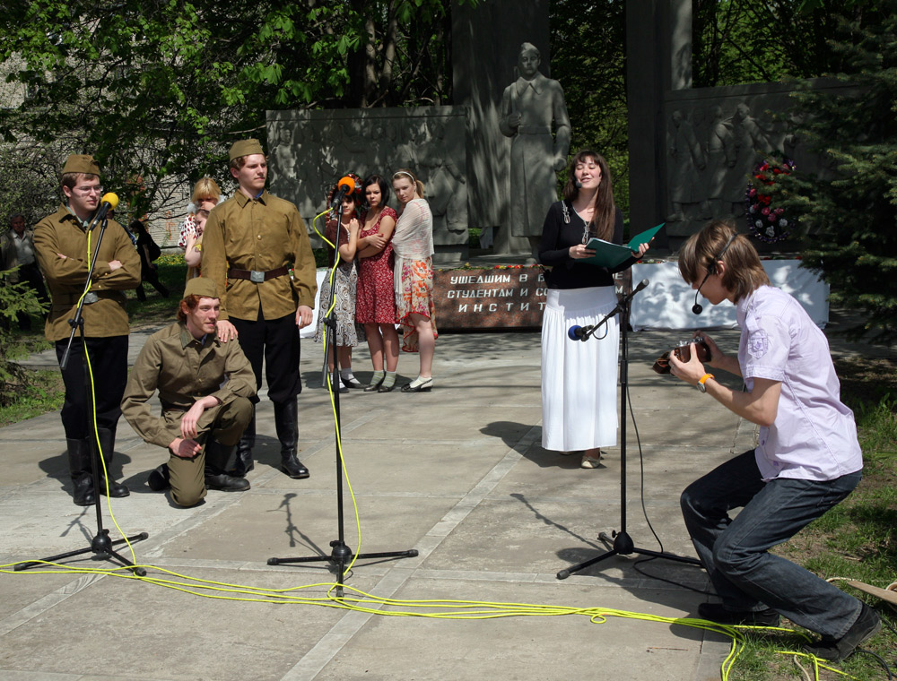 У университетской Стелы Памяти прошел 25-й традиционный митинг, посвященный юбилею Великой Победы