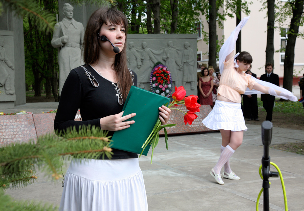 У университетской Стелы Памяти прошел 25-й традиционный митинг, посвященный юбилею Великой Победы