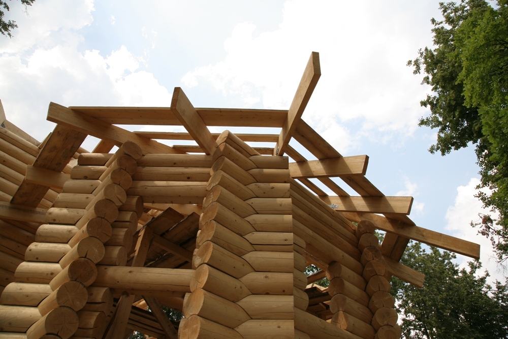 Завершается возведение сруба университетского храма