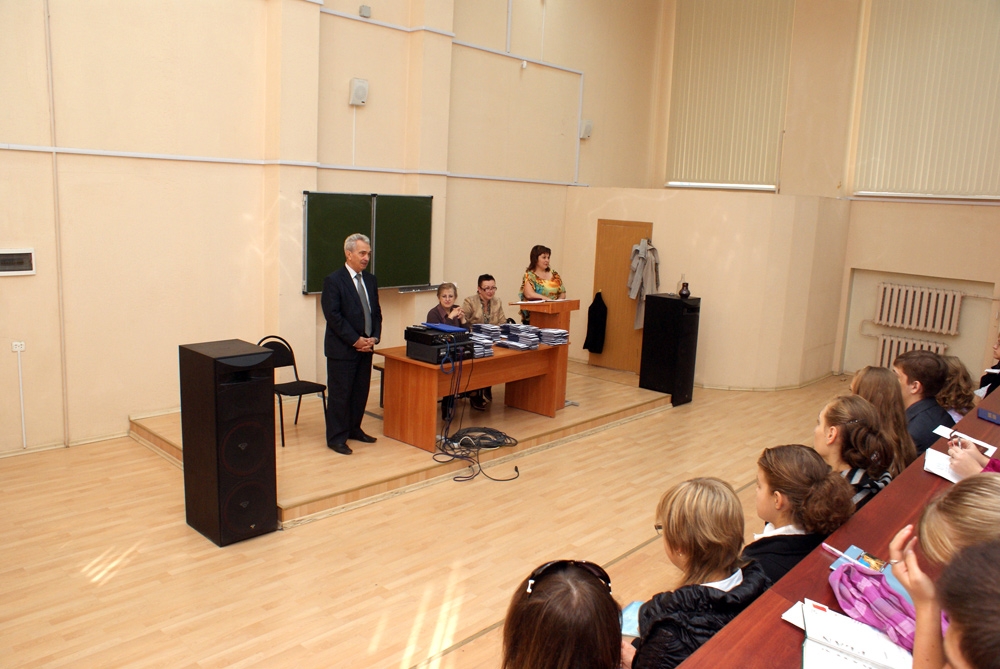 День знаний — 2010 глазами корреспондентов "Университетской газеты"