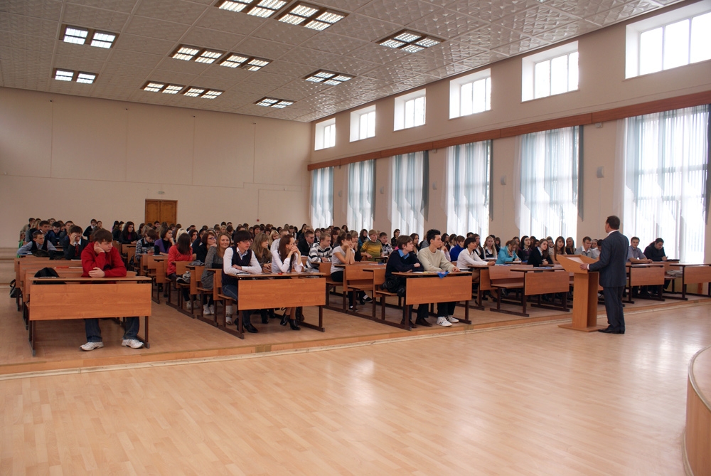 День знаний — 2010 глазами корреспондентов "Университетской газеты"