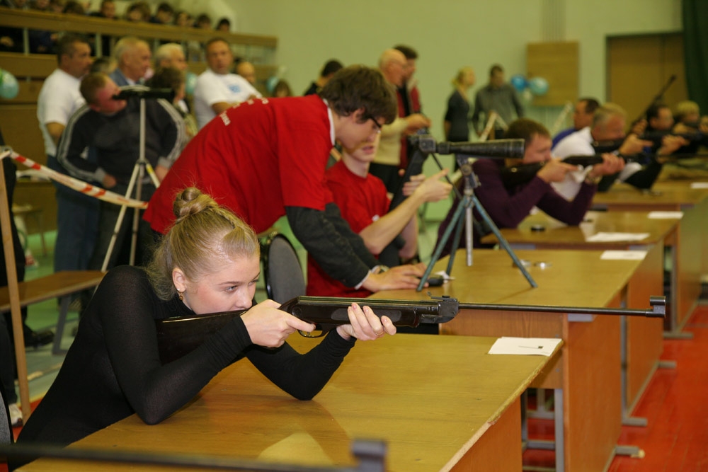 В университете прошли первые соревнования по стрельбе, посвященные В.П. Грязеву 