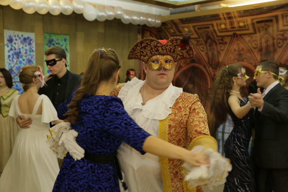 Вы поедете на бал?