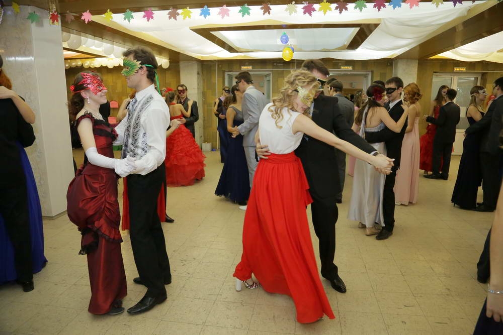 Вы поедете на бал?