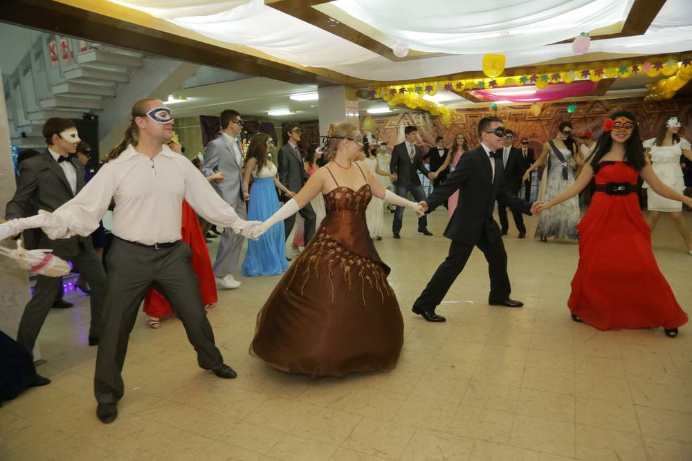 Вы поедете на бал?