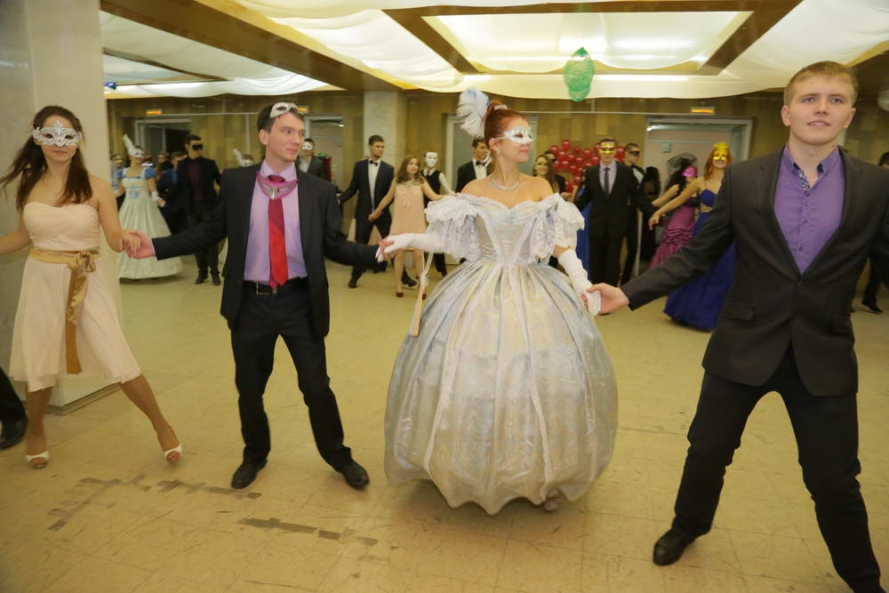 Вы поедете на бал?