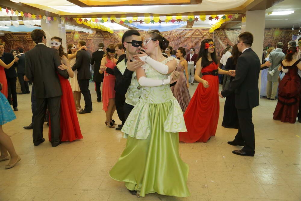 Вы поедете на бал?