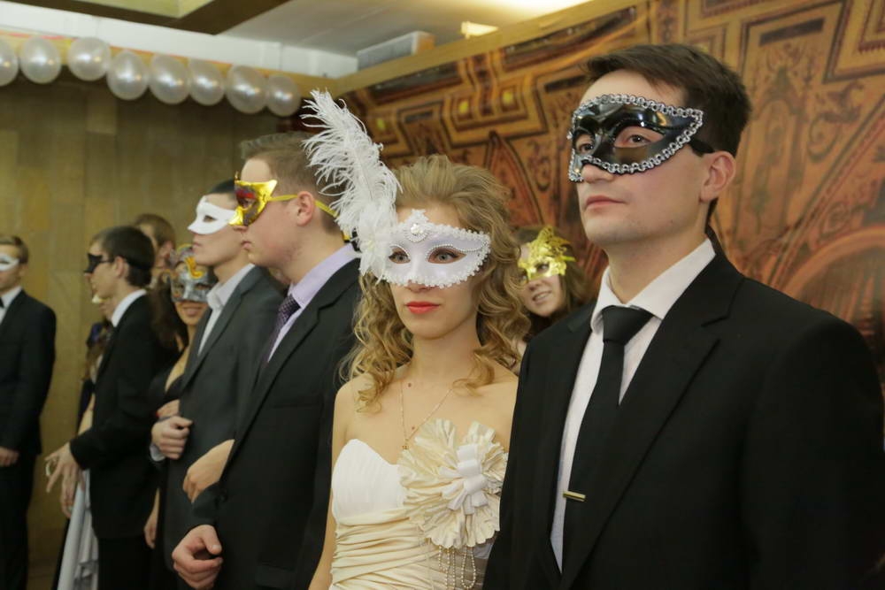 Вы поедете на бал?