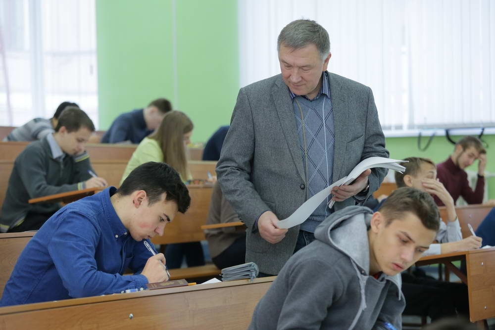 В слове «САММАТ» — корень математический!