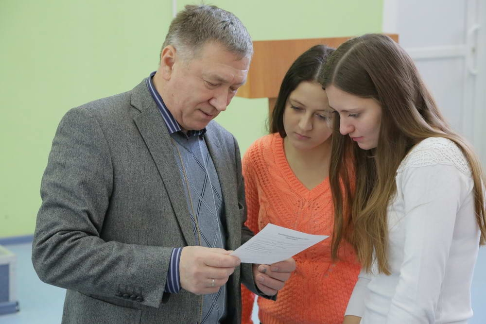 В слове «САММАТ» — корень математический!