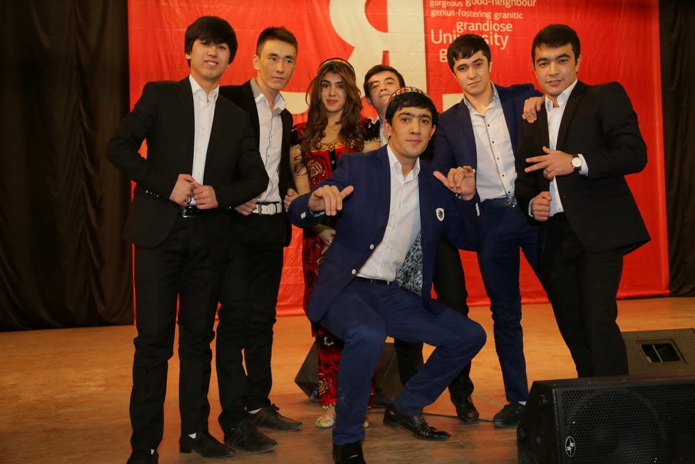 Знакомьтесь, мы первый курс! День второй