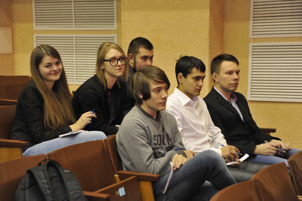 Ахиллу помогли бахилы