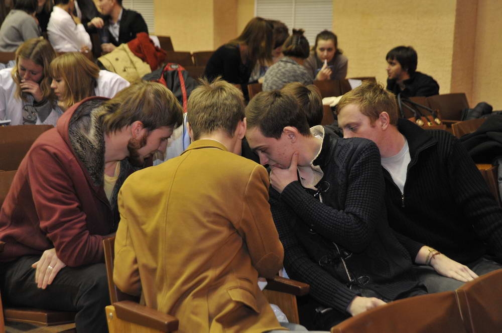 Ахиллу помогли бахилы