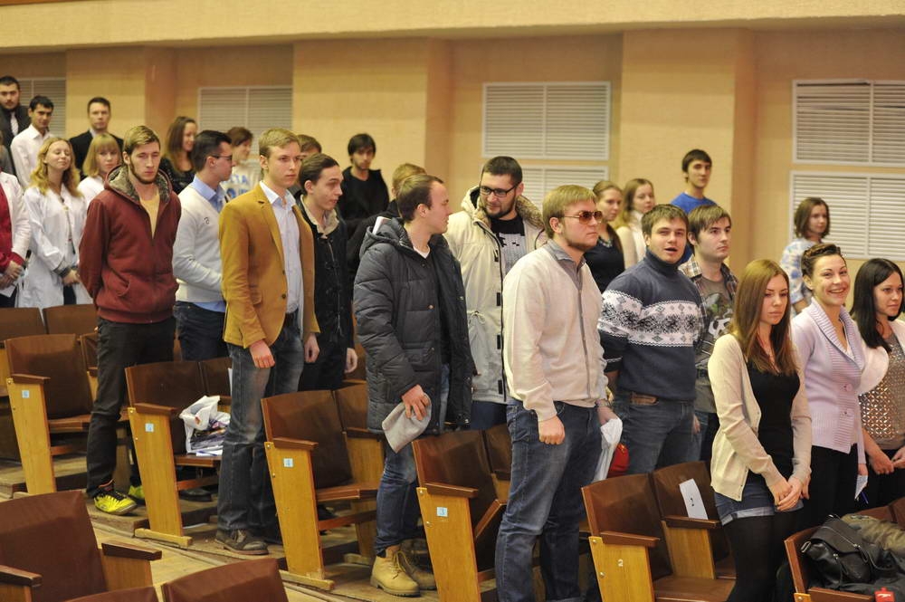 Ахиллу помогли бахилы