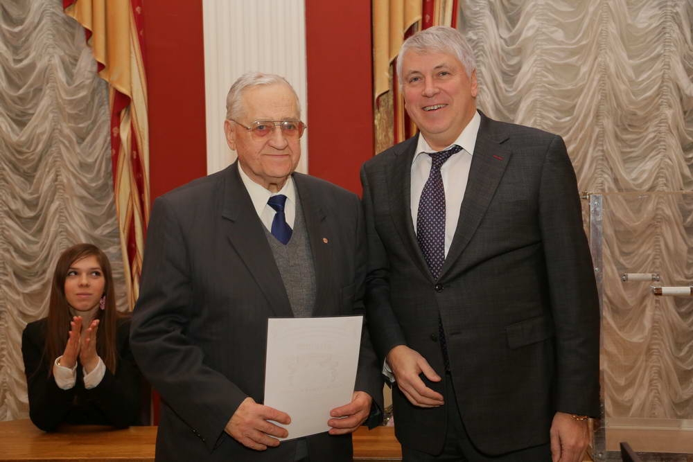 Мы гордимся своими коллегами!