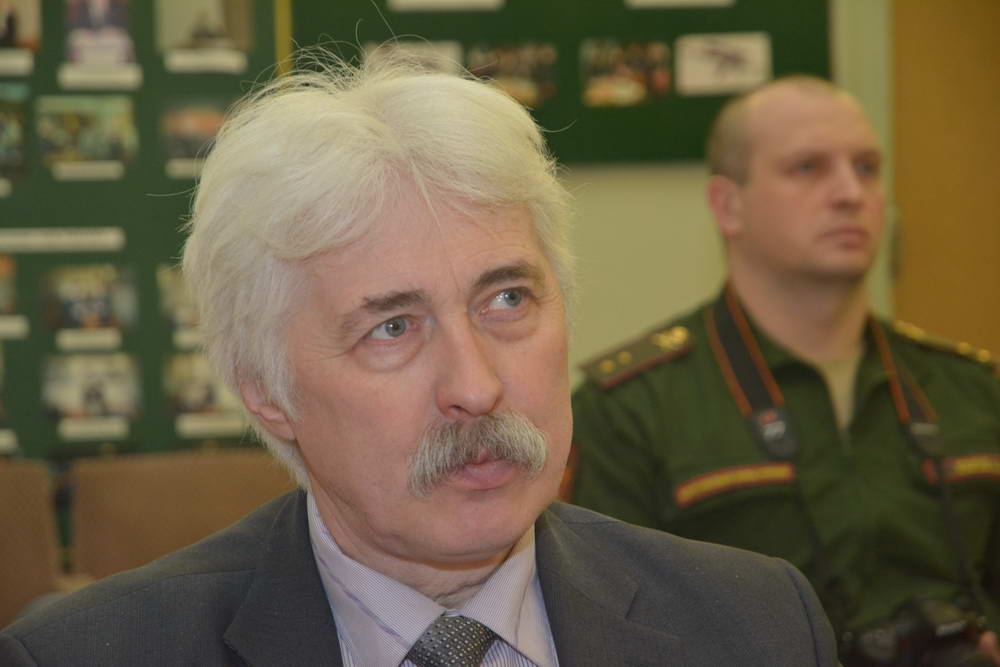 Служба по контракту — достойный выбор!   