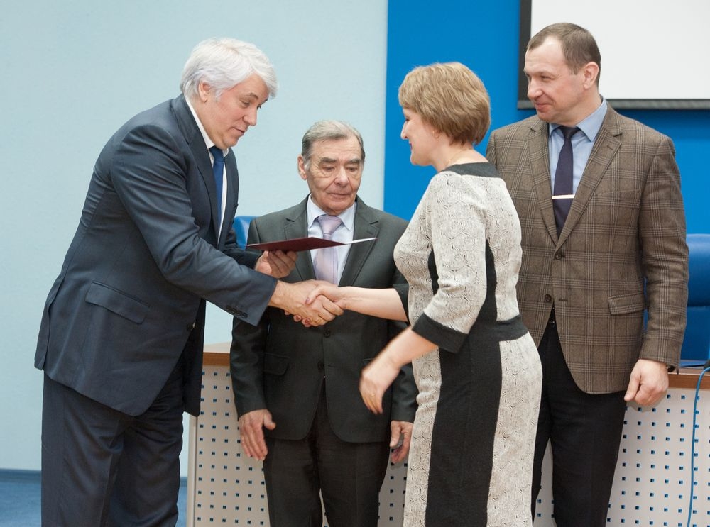 Образование — это карьерный рост!