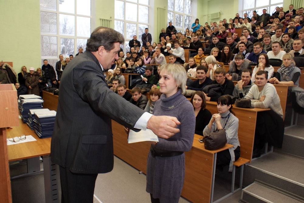 Теория и практика в одном дипломе