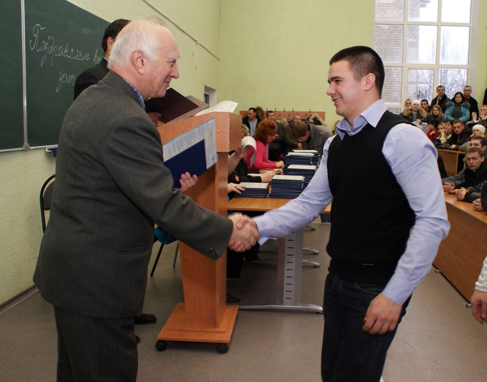 Теория и практика в одном дипломе