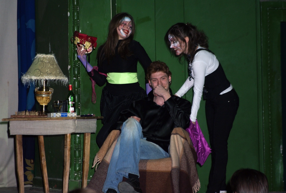 Актеры студии "Мюсли" сыграли Пушкина