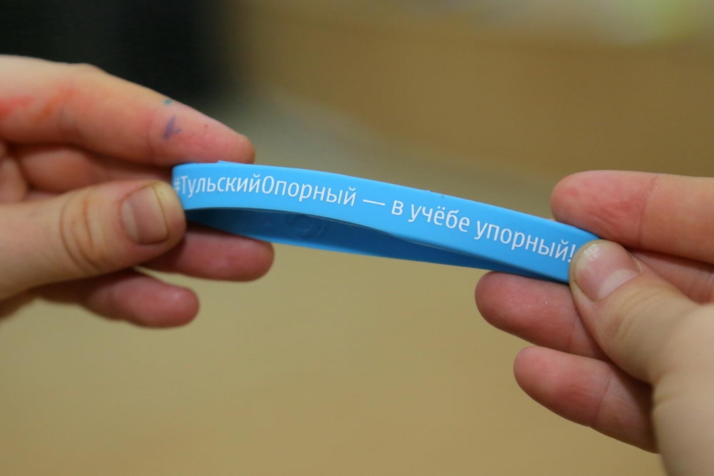 Абитуриенты спасают человечество