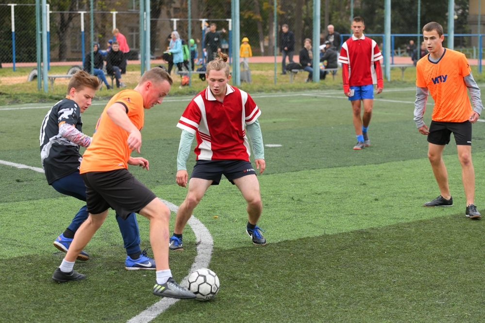 Мал, да удал 