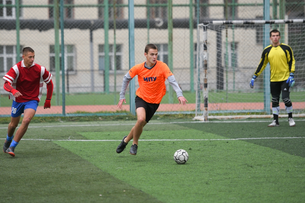 Мал, да удал 