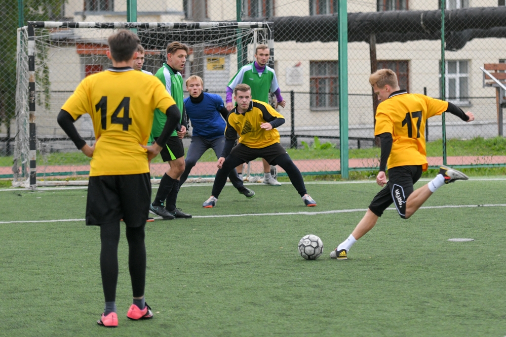 Мал, да удал 