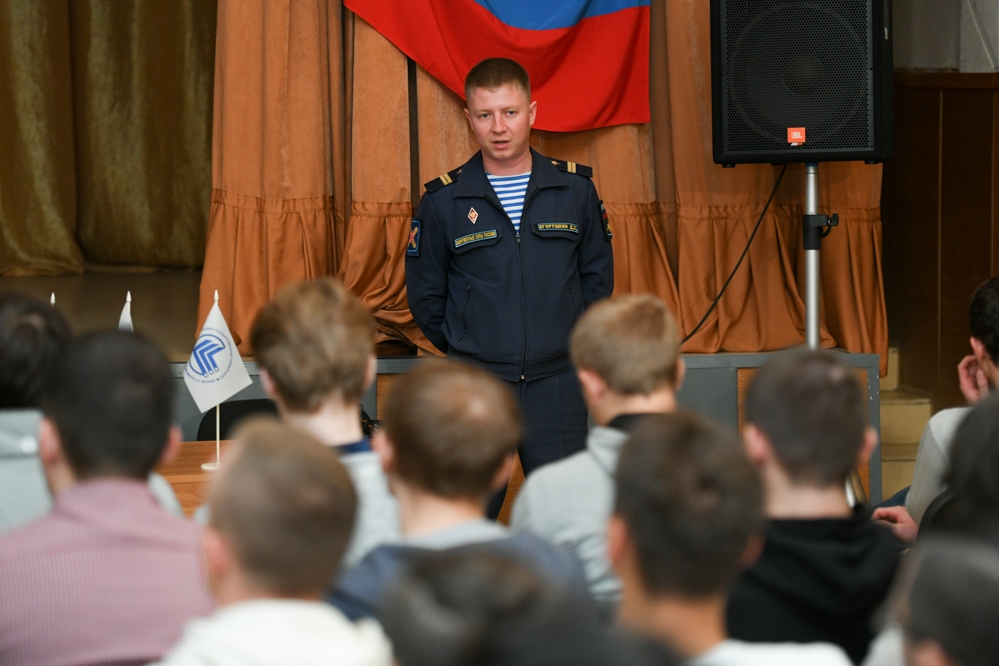 Служба по контракту — стабильность и уверенность в завтрашнем дне!