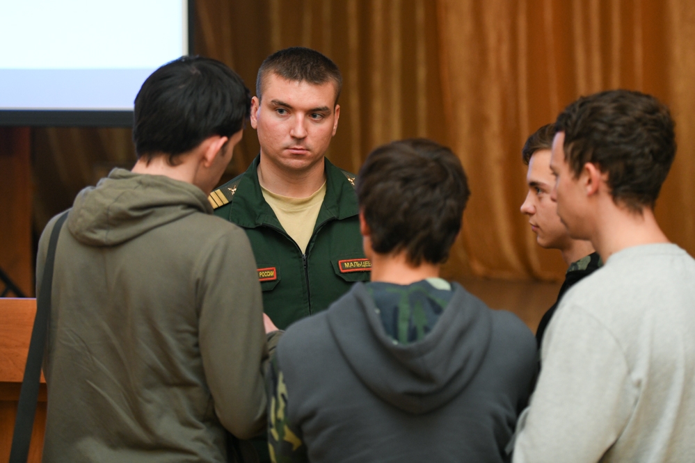 Служба по контракту — стабильность и уверенность в завтрашнем дне!