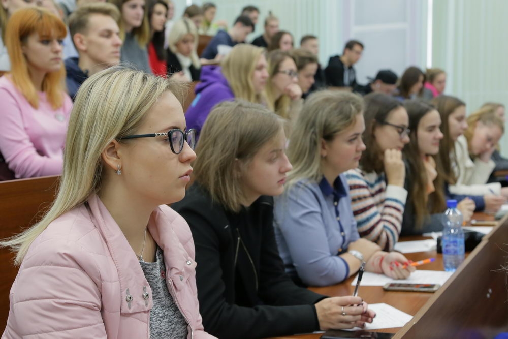 В Тульском опорном вновь написали экономический диктант