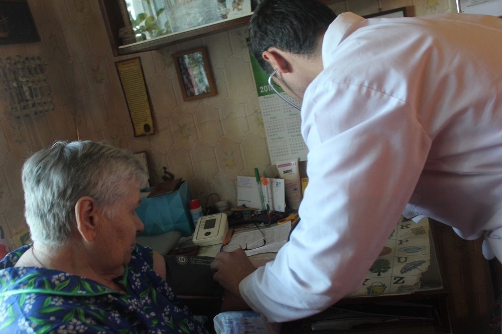 Принесли добро в село