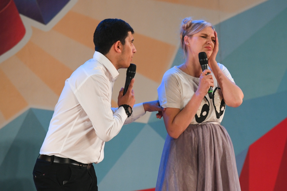 Кто посадит свитер?