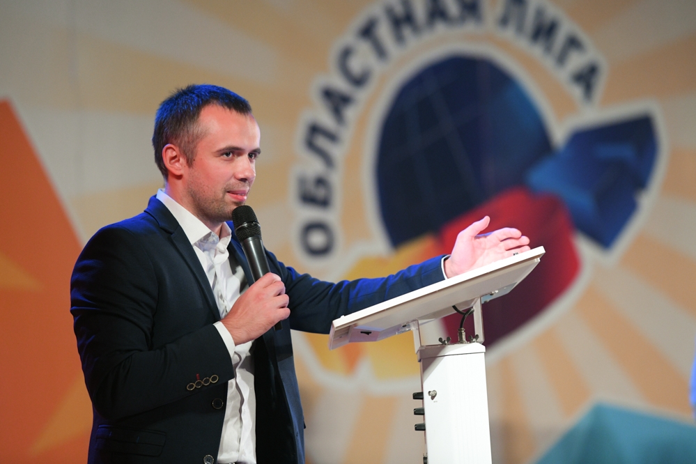 Кто посадит свитер?