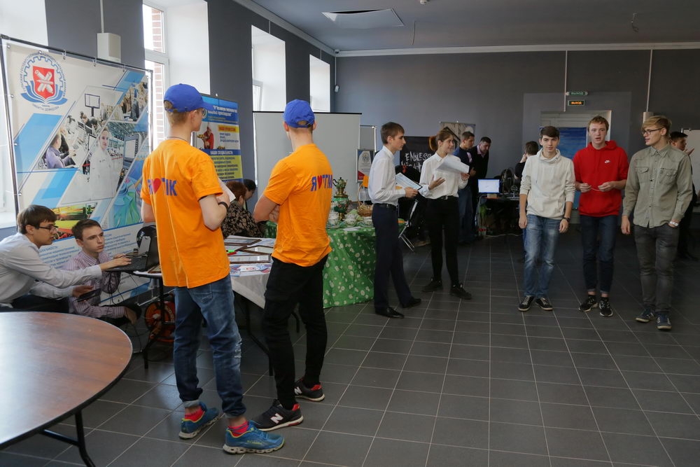 Кем быть, чтобы выйти на профессиональную орбиту?