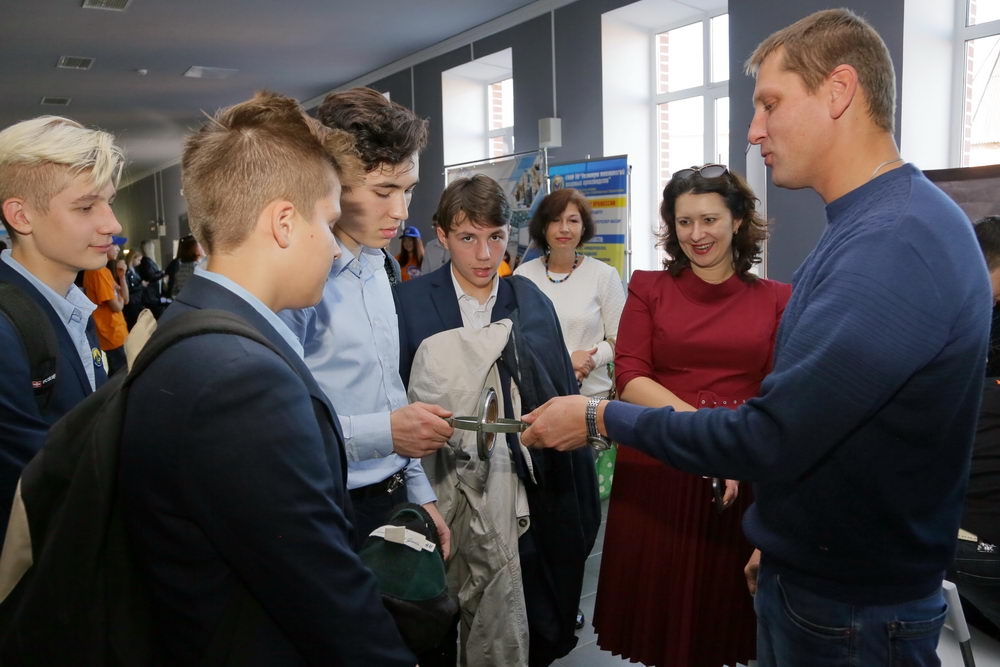 Кем быть, чтобы выйти на профессиональную орбиту?