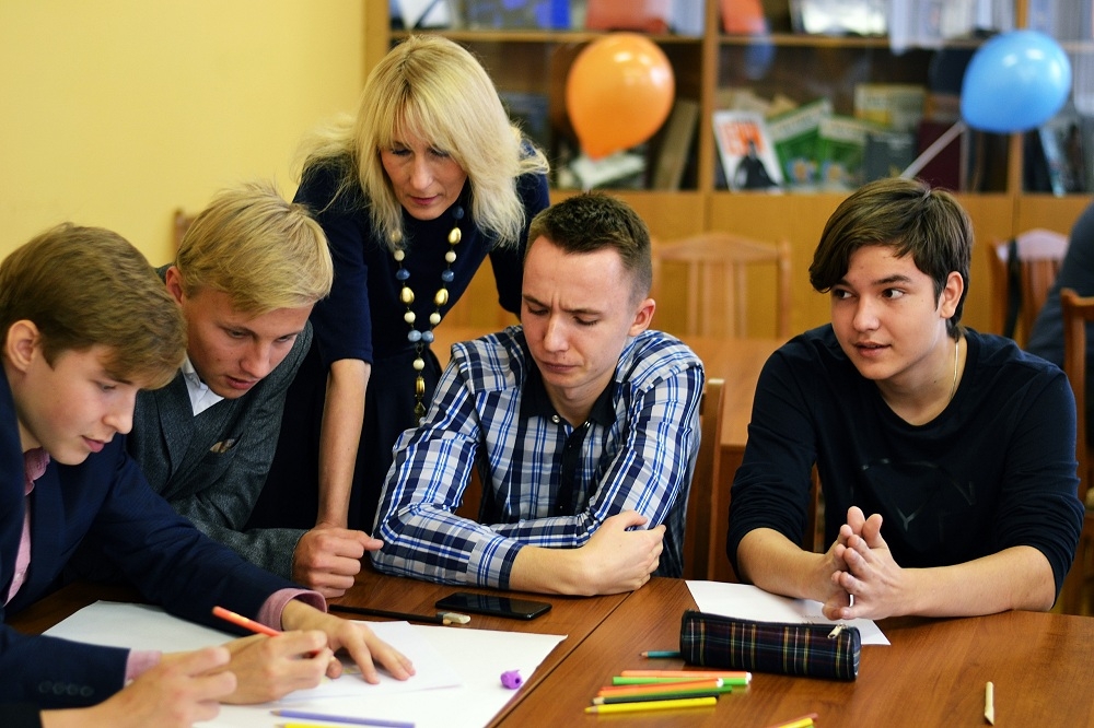 Как пиарщики профессиональный праздник отмечали