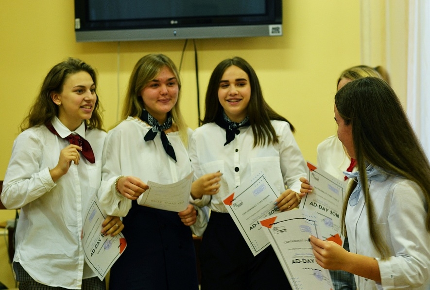 Как пиарщики профессиональный праздник отмечали