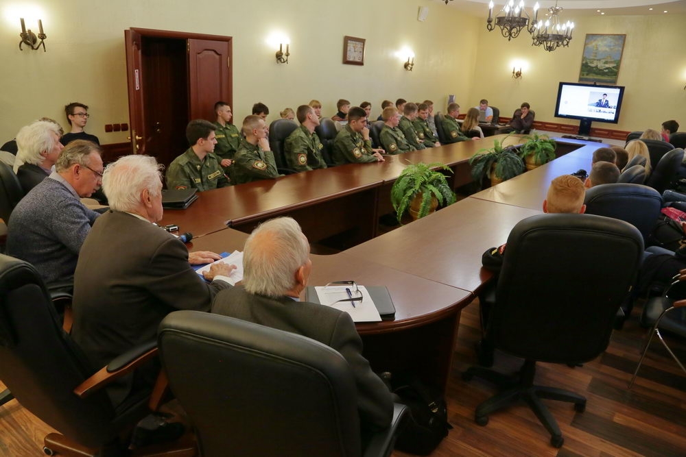  Телемост памяти маршала Д.Ф. Устинова 