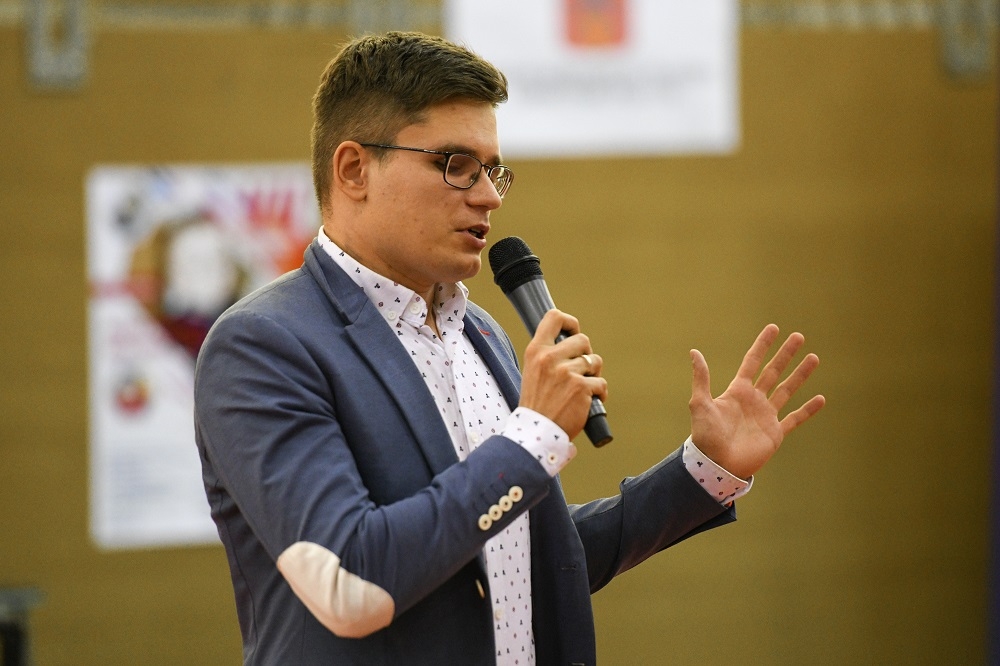 Проникнуты любовью к человеку