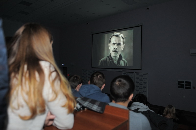 Без анекдотов