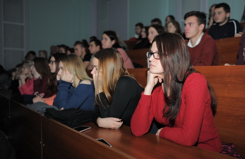 Без анекдотов