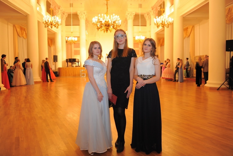 И бал зазвучал!