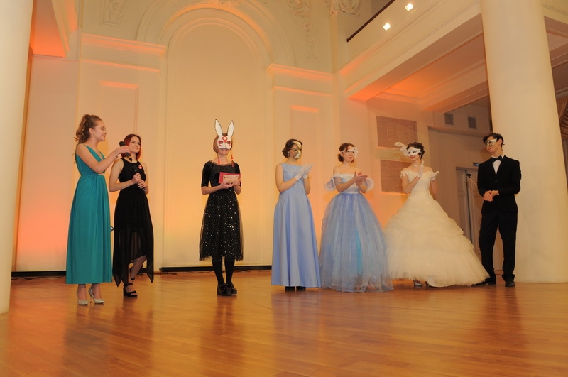 И бал зазвучал!