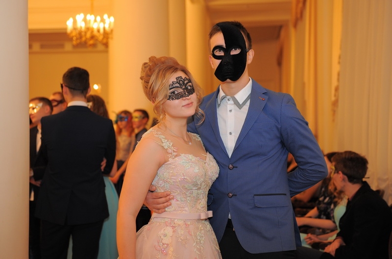 И бал зазвучал!