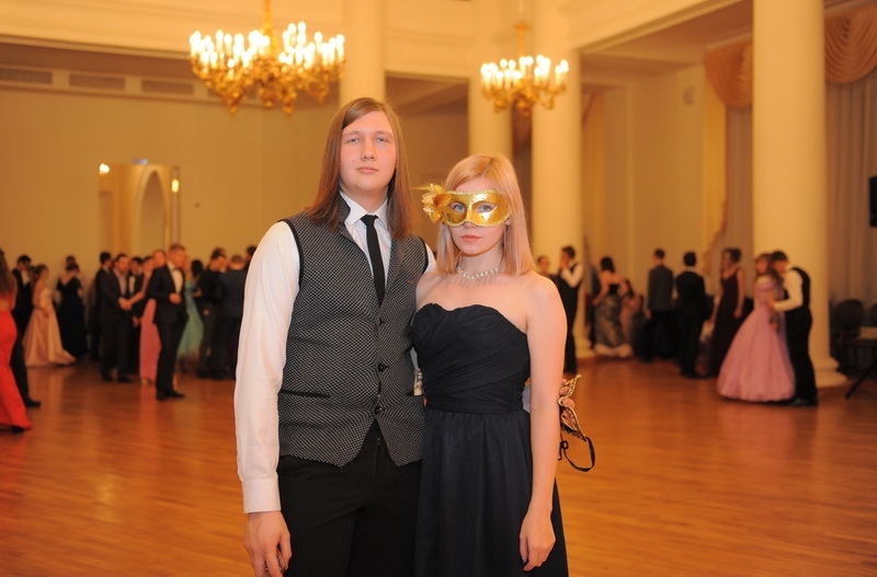 И бал зазвучал!