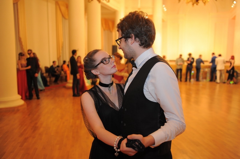 И бал зазвучал!