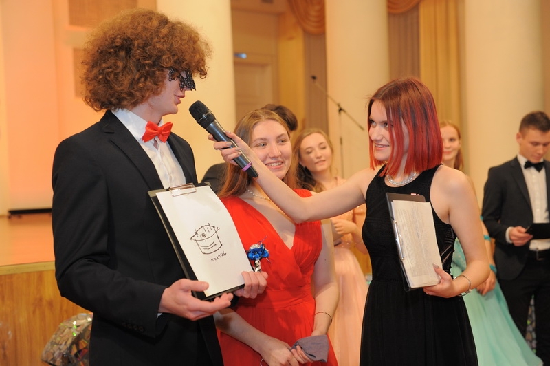 И бал зазвучал!