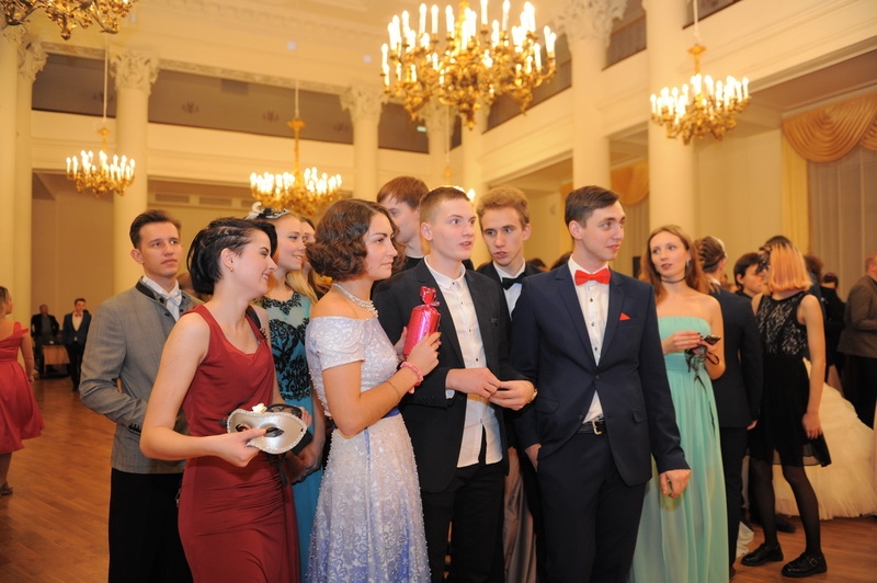 И бал зазвучал!